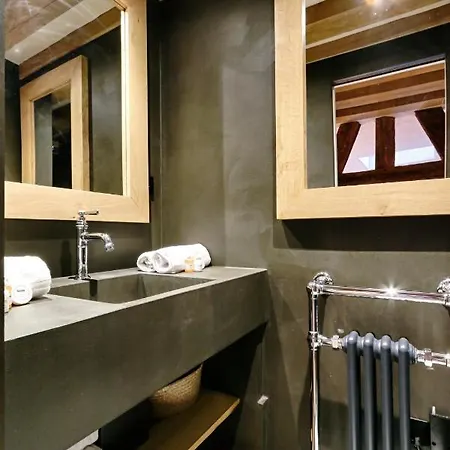 Luxurious & Design Flat 2br/8p- Boulevard Saint Germain *