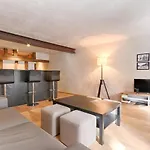 דירה Luxurious & Design Flat 2br/8p- Boulevard Saint Germain *