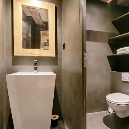 Luxurious & Design Flat 2br/8p- Boulevard Saint Germain Lägenhet