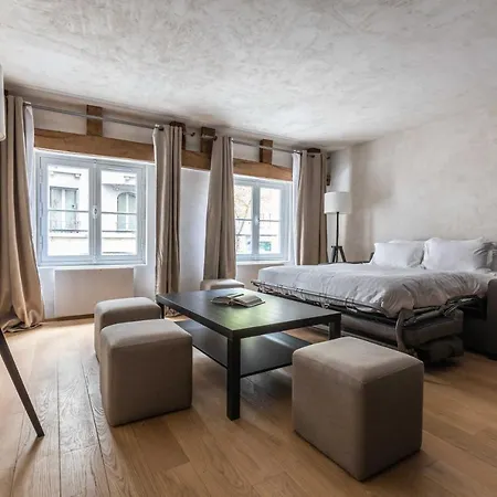 Luxurious & Design Flat 2br/8p- Boulevard Saint Germain Paris
