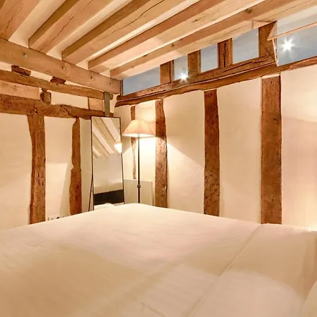 Luxurious & Design Flat 2br/8p- Boulevard Saint Germain * Paris