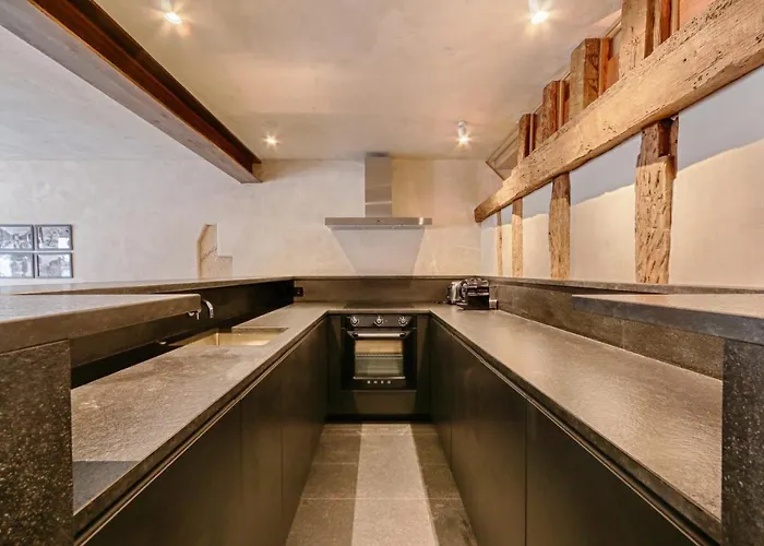 Luxurious & Design Flat 2br/8p- Boulevard Saint Germain * 巴黎