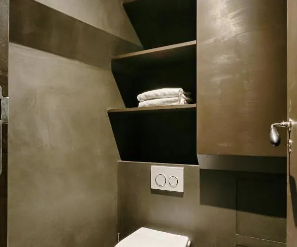 Luxurious & Design Flat 2br/8p- Boulevard Saint Germain Apartment *