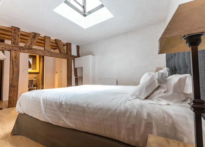 Luxurious & Design Flat 2br/8p- Boulevard Saint Germain *