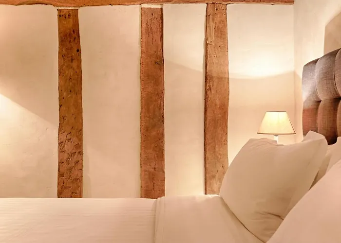 Luxurious & Design Flat 2br/8p- Boulevard Saint Germain Paris