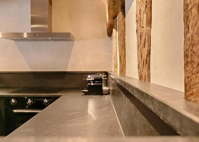 Luxurious & Design Flat 2br/8p- Boulevard Saint Germain Apartment Paris