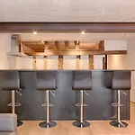 Luxurious & Design Flat 2br/8p- Boulevard Saint Germain *